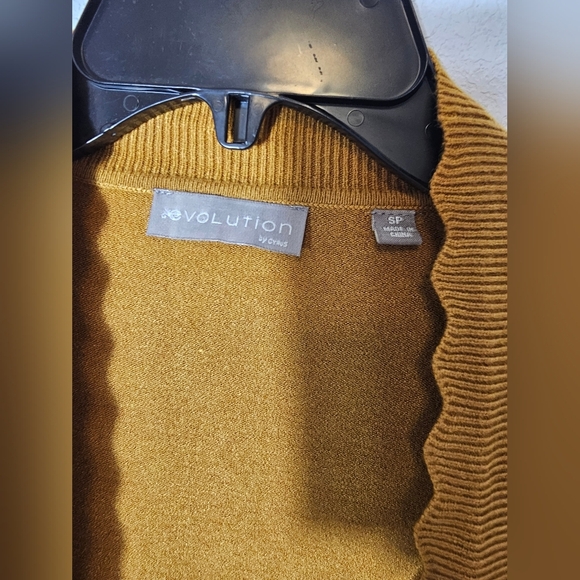 Revolution Stitch Fix Women's Mustard Cardigan Sweater Size Small Petite NWT - Picture 7 of 8